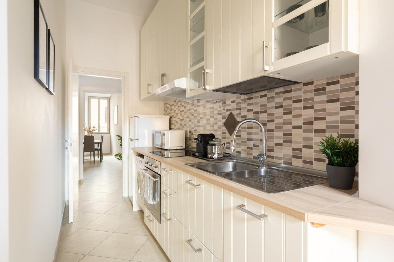 Residenza Piazza Di Spagna Рим Екстер'єр фото